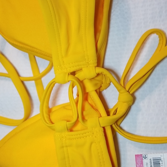 NWT REMOVABLE PADS FAUX KNOT FRONT SWIMSUIT SWIM TOP BRA XS - Picture 3 of 4